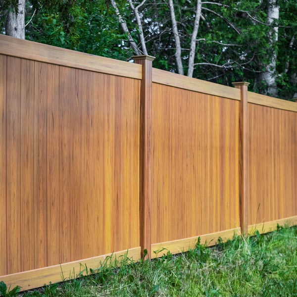 A beautiful wood fence installed by Dixon Painting in Atlanta and Roswell, GA
